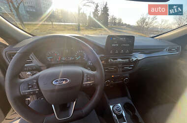 Внедорожник / Кроссовер Ford Kuga 2022 в 