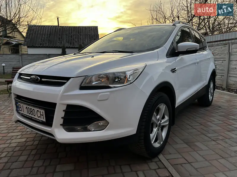 Внедорожник / Кроссовер Ford Kuga 2016 в 