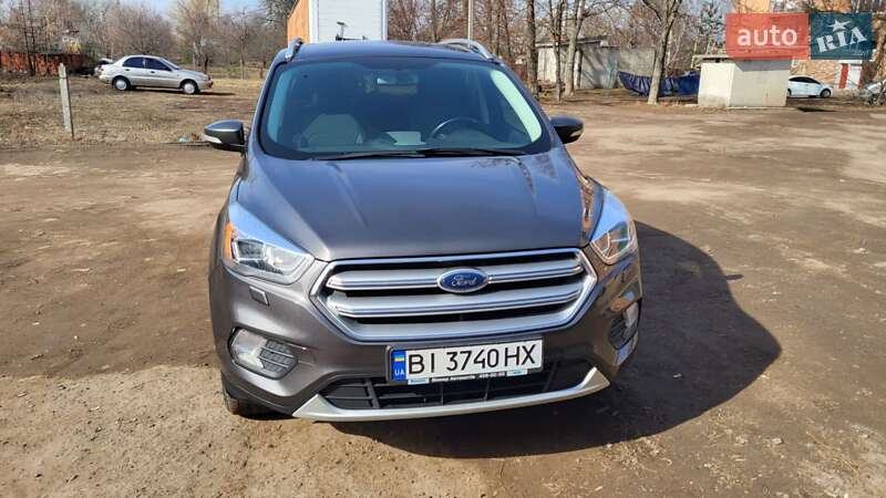 Ford Kuga 2016
