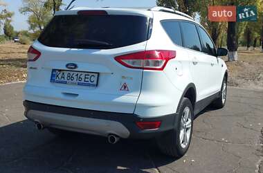 Внедорожник / Кроссовер Ford Kuga 2015 в 