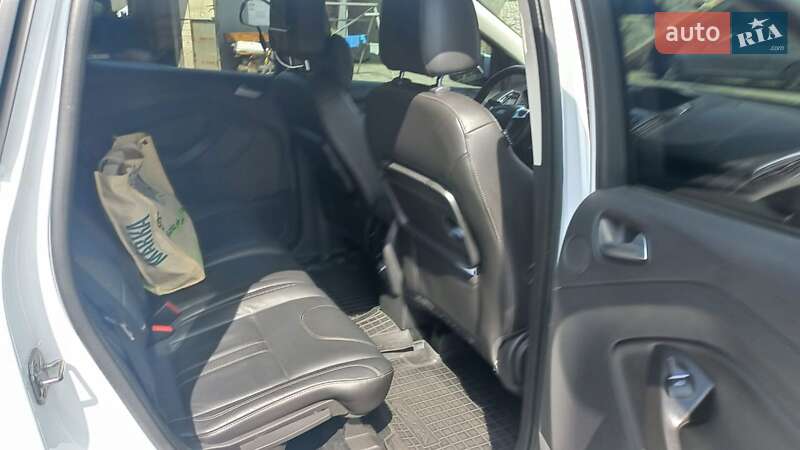 Внедорожник / Кроссовер Ford Kuga 2013 в Ужгороде