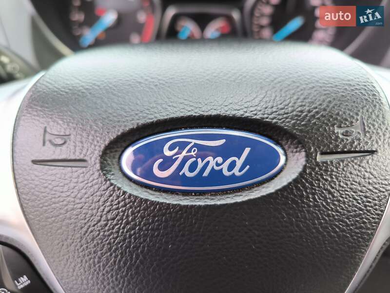 Позашляховик / Кросовер Ford Kuga 2016 в Вінниці фото 101 Позашляховик / Кросовер Ford Kuga 2016 в Вінниці