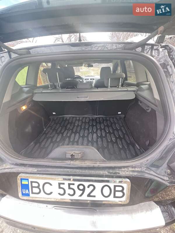 Внедорожник / Кроссовер Ford Kuga 2012 в Львове