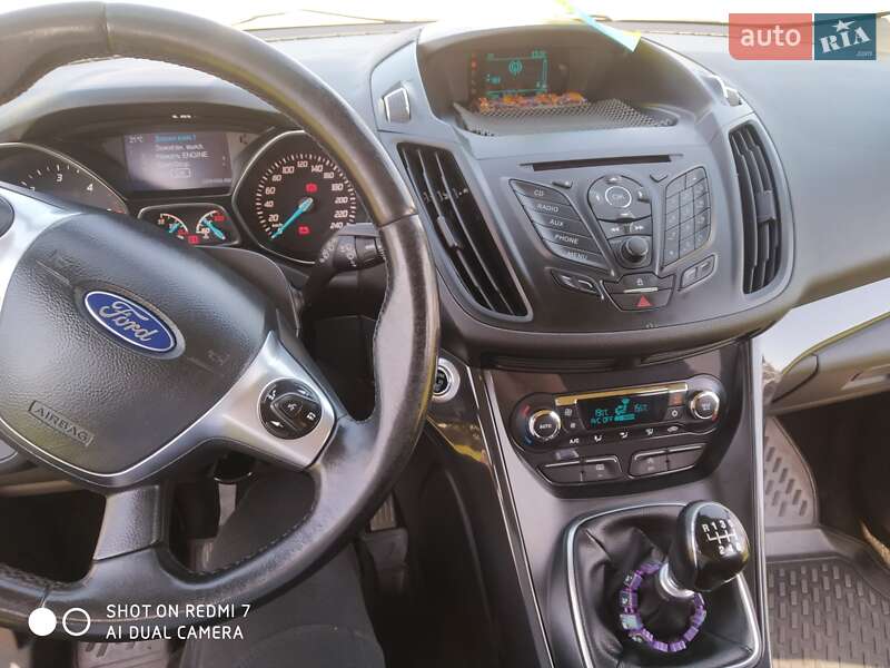 Позашляховик / Кросовер Ford Kuga 2015 в Шацьку фото 13 Позашляховик / Кросовер Ford Kuga 2015 в Шацьку