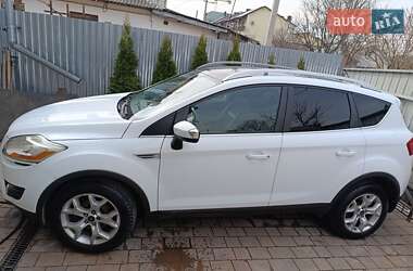 Внедорожник / Кроссовер Ford Kuga 2009 в 