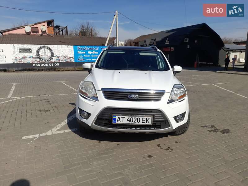 Позашляховик / Кросовер Ford Kuga 2012 в Івано-Франківську