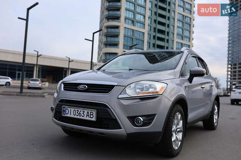 Внедорожник / Кроссовер Ford Kuga 2011 в Днепре