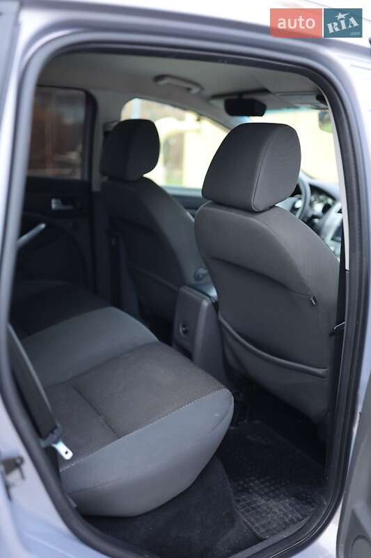 Внедорожник / Кроссовер Ford Kuga 2011 в Днепре
