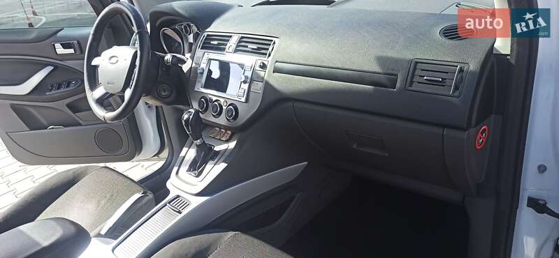 Внедорожник / Кроссовер Ford Kuga 2010 в Могилев-Подольске