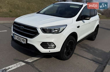 Позашляховик / Кросовер Ford Kuga 2017 в Боярці