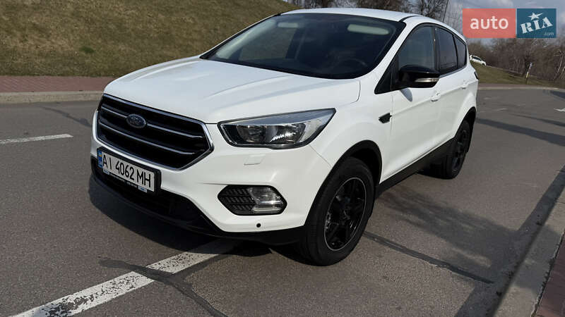 Ford Kuga 2017