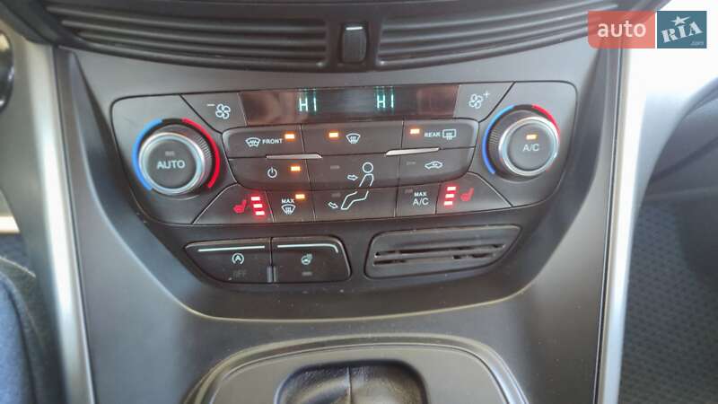 Внедорожник / Кроссовер Ford Kuga 2017 в Смеле