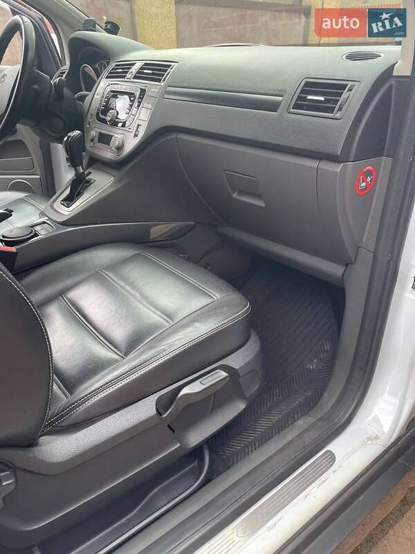 Внедорожник / Кроссовер Ford Kuga 2012 в Полтаве