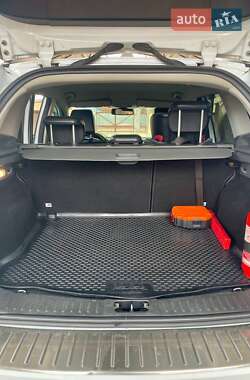 Внедорожник / Кроссовер Ford Kuga 2012 в 