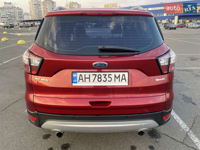 Позашляховик / Кросовер Ford Kuga 2019 в Києві
