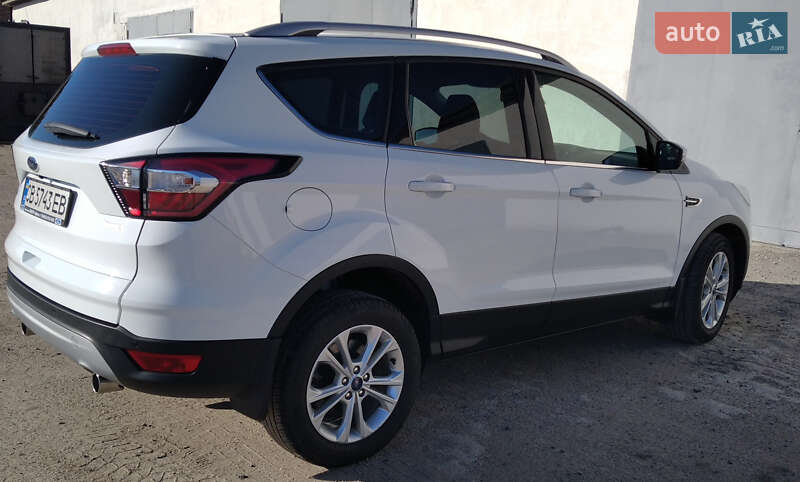 Внедорожник / Кроссовер Ford Kuga 2019 в Бершади