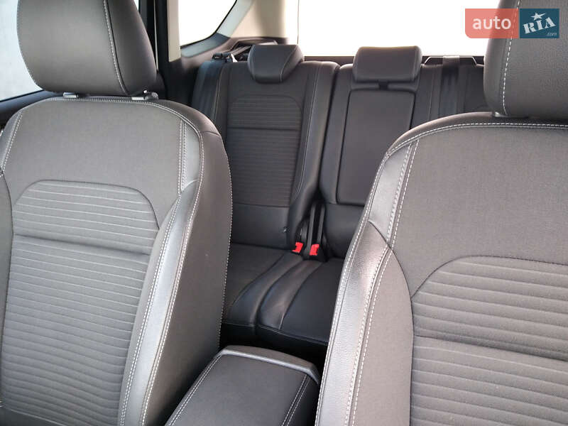 Внедорожник / Кроссовер Ford Kuga 2019 в Бершади