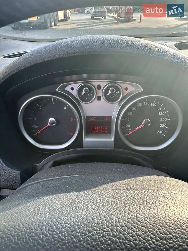 Внедорожник / Кроссовер Ford Kuga 2012 в Черкассах