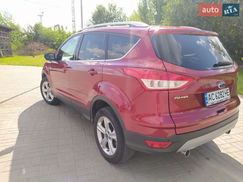 Внедорожник / Кроссовер Ford Kuga 2015 в Нововолынске фото 13 Внедорожник / Кроссовер Ford Kuga 2015 в Нововолынске