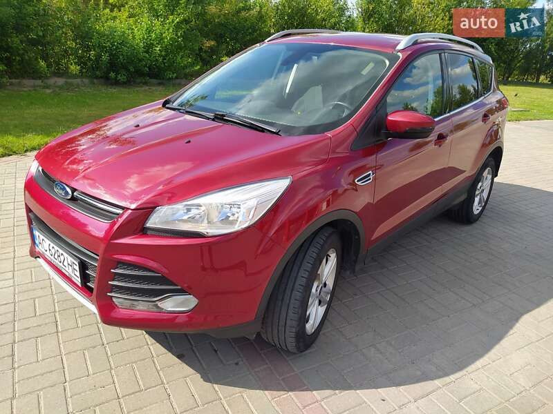 Внедорожник / Кроссовер Ford Kuga 2015 в Нововолынске фото 8 Внедорожник / Кроссовер Ford Kuga 2015 в Нововолынске