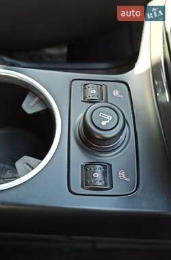 Внедорожник / Кроссовер Ford Kuga 2013 в 