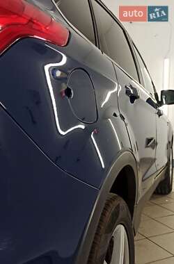 Внедорожник / Кроссовер Ford Kuga 2013 в 