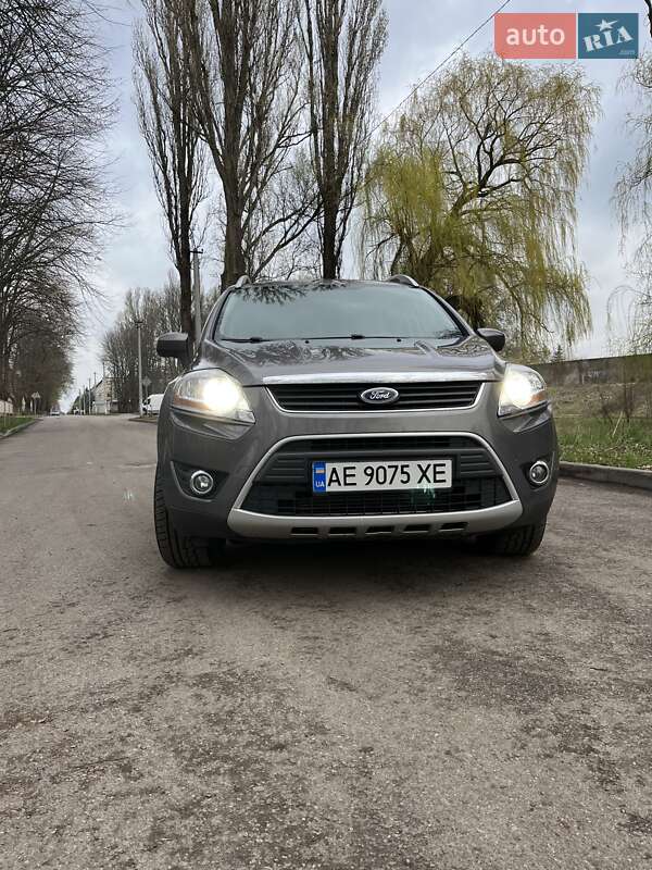 Ford Kuga 2011