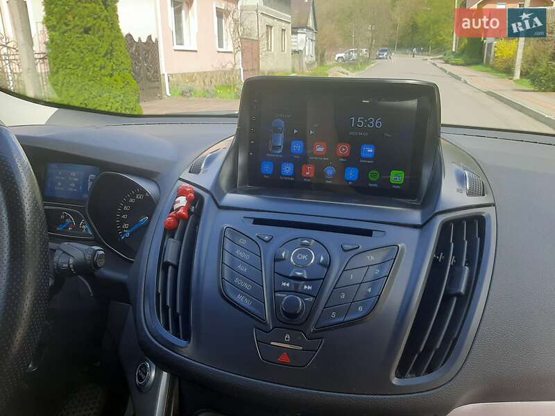 Внедорожник / Кроссовер Ford Kuga 2013 в Хусте