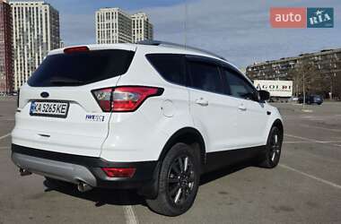 Внедорожник / Кроссовер Ford Kuga 2018 в 