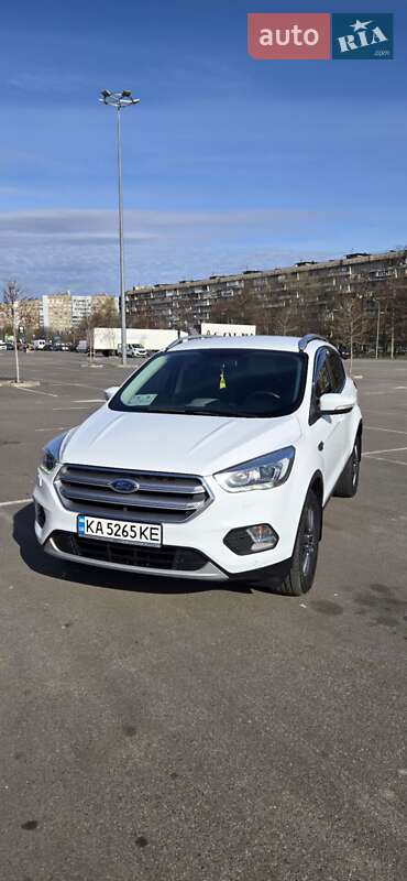 Внедорожник / Кроссовер Ford Kuga 2018 в Киеве