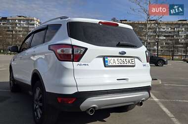 Внедорожник / Кроссовер Ford Kuga 2018 в 
