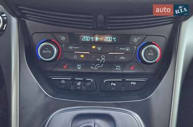 Позашляховик / Кросовер Ford Kuga 2018 в Києві