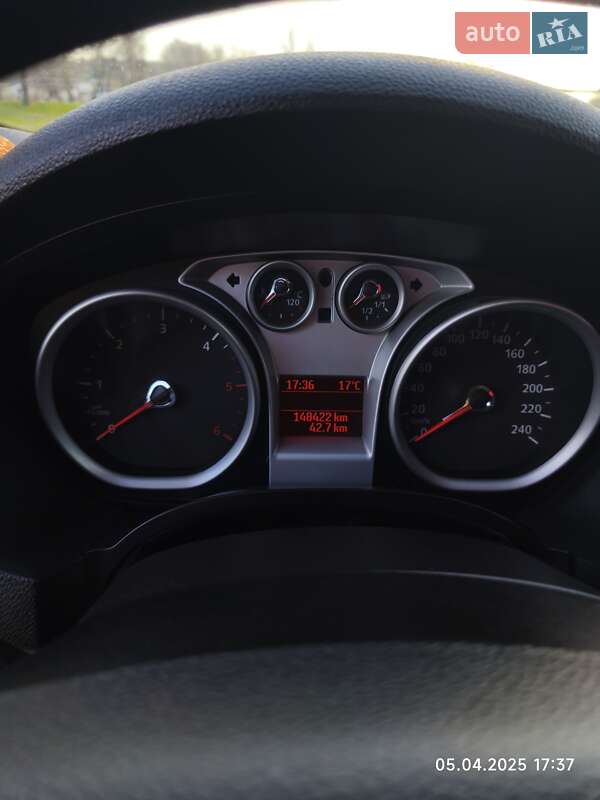 Внедорожник / Кроссовер Ford Kuga 2012 в Вознесенске