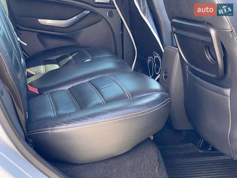 Внедорожник / Кроссовер Ford Kuga 2011 в Львове