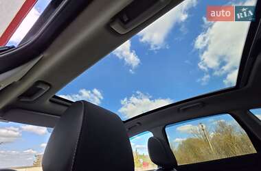 Позашляховик / Кросовер Ford Kuga 2012 в 