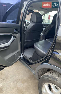Внедорожник / Кроссовер Ford Kuga 2011 в 