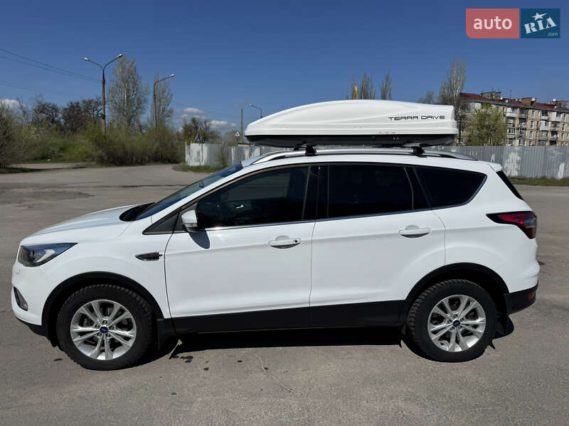 Внедорожник / Кроссовер Ford Kuga 2019 в Запорожье фото 3 Внедорожник / Кроссовер Ford Kuga 2019 в Запорожье