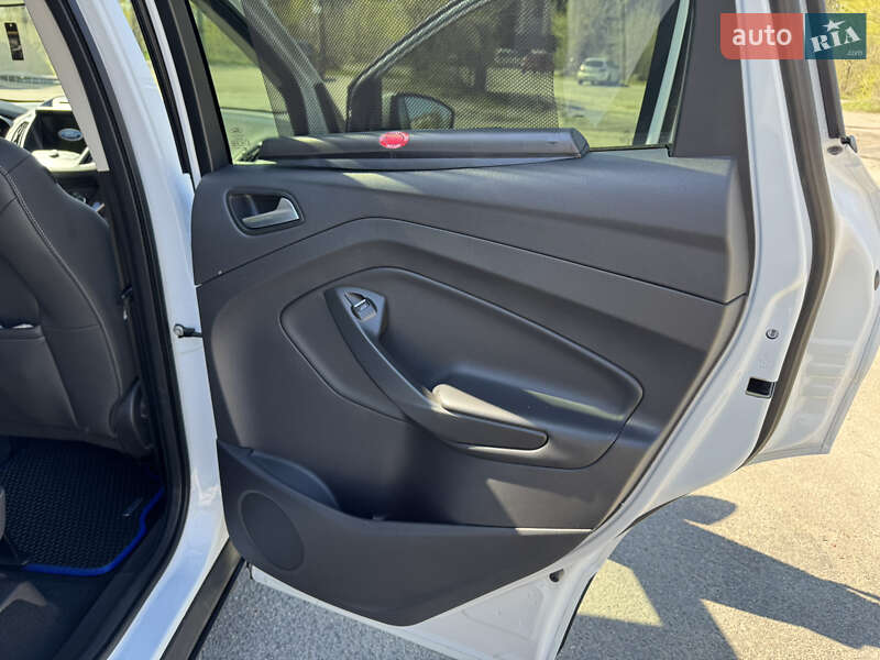 Внедорожник / Кроссовер Ford Kuga 2019 в Запорожье фото 21 Внедорожник / Кроссовер Ford Kuga 2019 в Запорожье