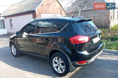 Внедорожник / Кроссовер Ford Kuga 2011 в 