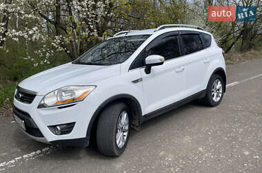 Внедорожник / Кроссовер Ford Kuga 2010 в 
