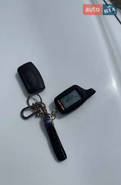 Внедорожник / Кроссовер Ford Kuga 2010 в 