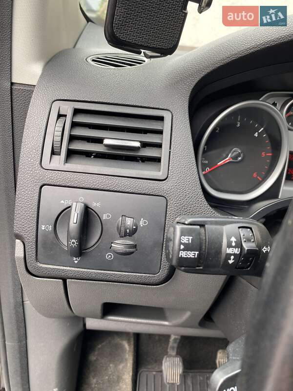 Внедорожник / Кроссовер Ford Kuga 2008 в Вышгороде