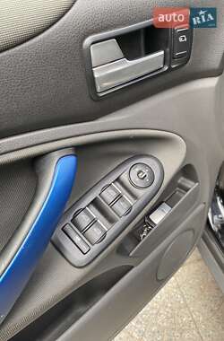 Внедорожник / Кроссовер Ford Kuga 2008 в 