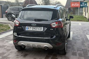 Внедорожник / Кроссовер Ford Kuga 2009 в 