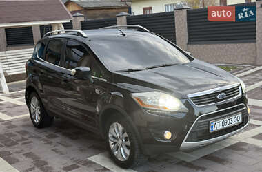 Внедорожник / Кроссовер Ford Kuga 2009 в 