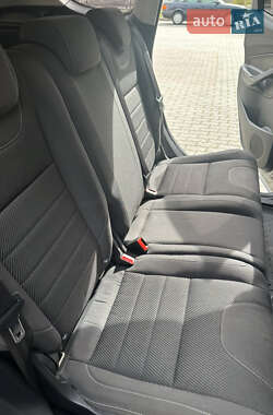 Внедорожник / Кроссовер Ford Kuga 2014 в 