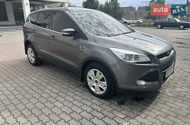 Внедорожник / Кроссовер Ford Kuga 2014 в 