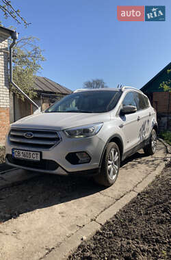 Внедорожник / Кроссовер Ford Kuga 2017 в 