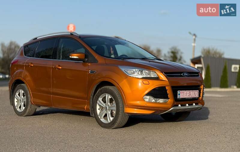 Внедорожник / Кроссовер Ford Kuga 2014 в 