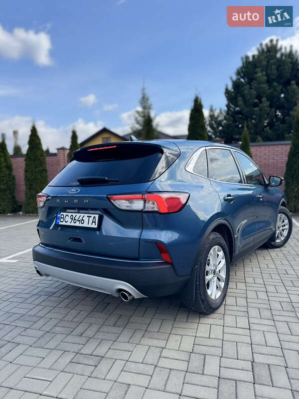Позашляховик / Кросовер Ford Kuga 2020 в Самборі